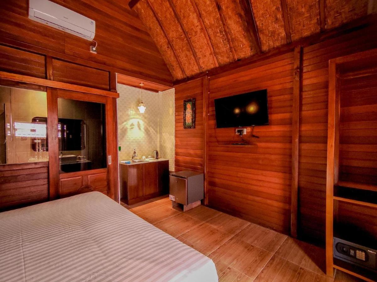Uli Wood Villa, Jimbaran Bali - Near Gwk Exterior photo